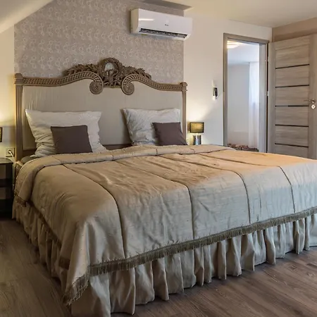 Apartament Profi Keco *