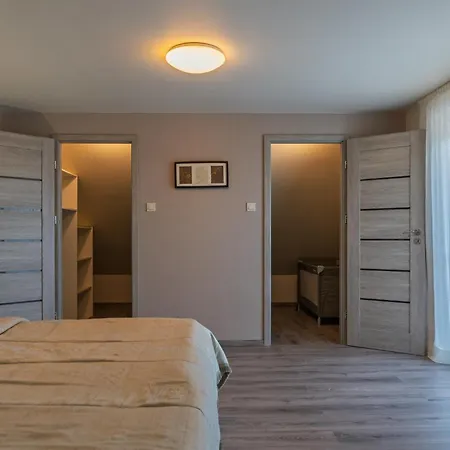 Profi Keco * Balatonalmádi