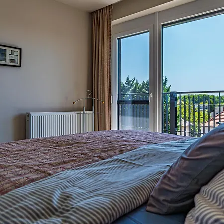 Apartament Profi Keco *