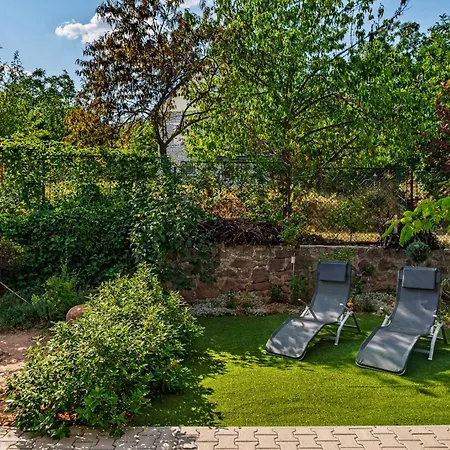 Profi Keco Apartman Balatonalmádi